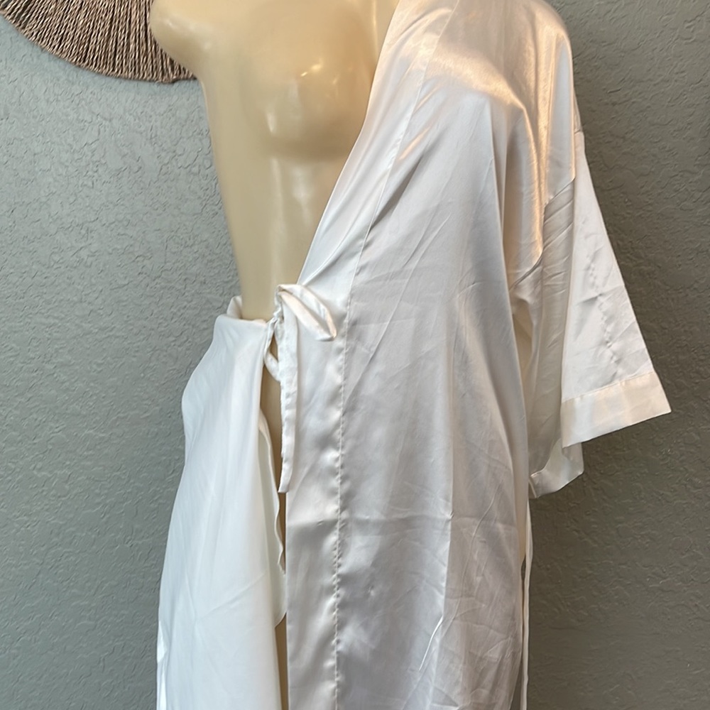 Bridal Satin Robe - Picture 7 of 7